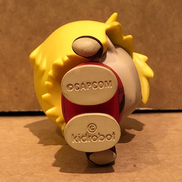 Kidrobot Ken from Street Fighter - Picture 6 of 6